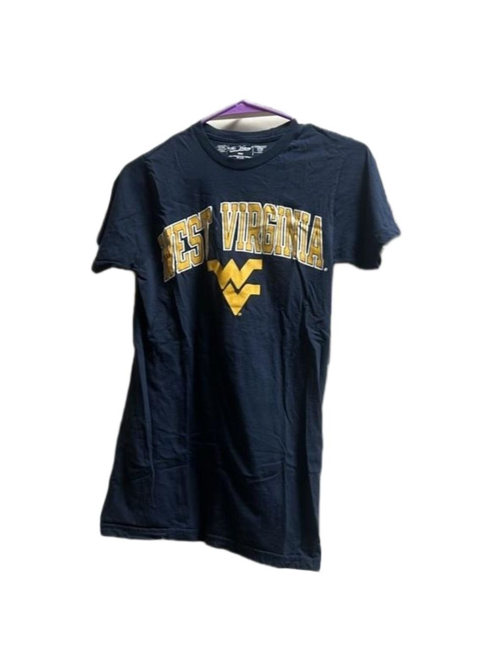 THE VICTORY Navy blue and gold West Virginia mountaineers t-shirt. boys small